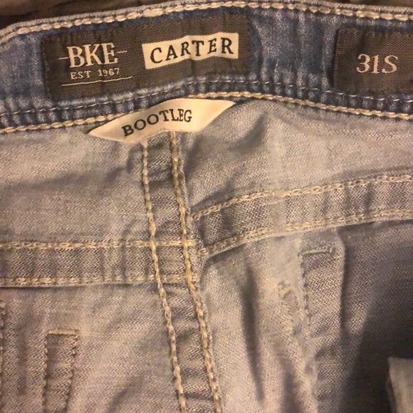 Buckle Jeans - Picture 3 of 3